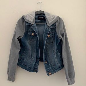 Crop denim